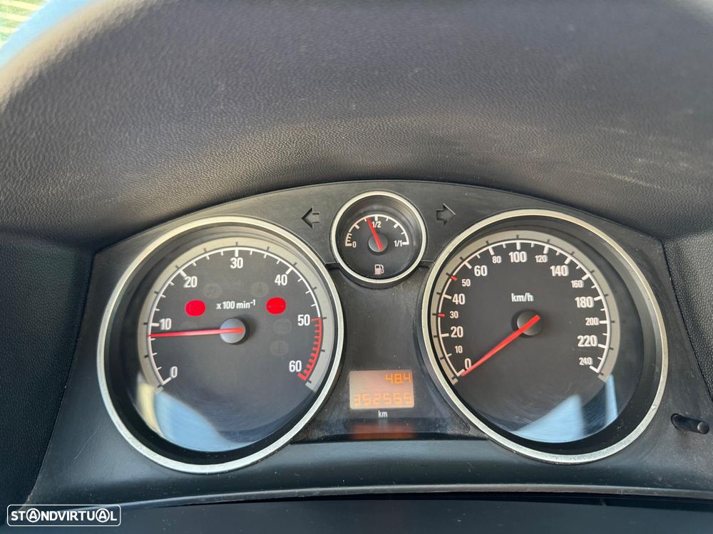 Opel Astra 1.7 CDTi Cosmo M6 - 15