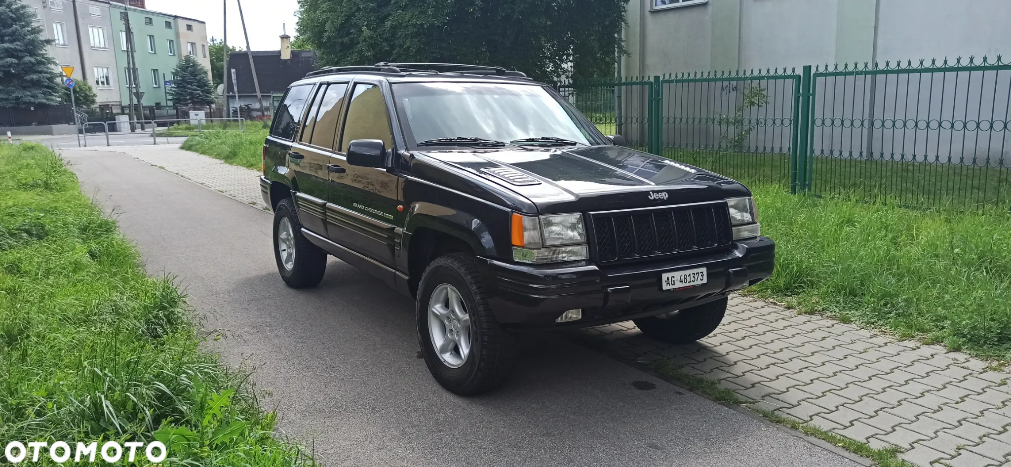 Jeep Grand Cherokee 5.9 Limited - 22