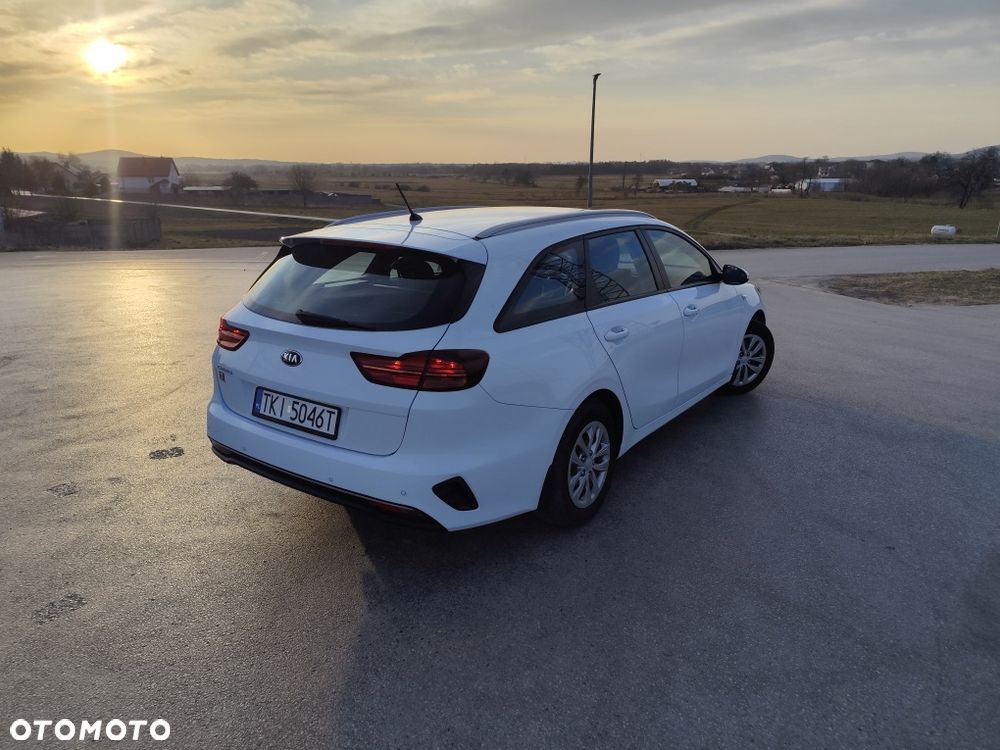 Kia Ceed - 5