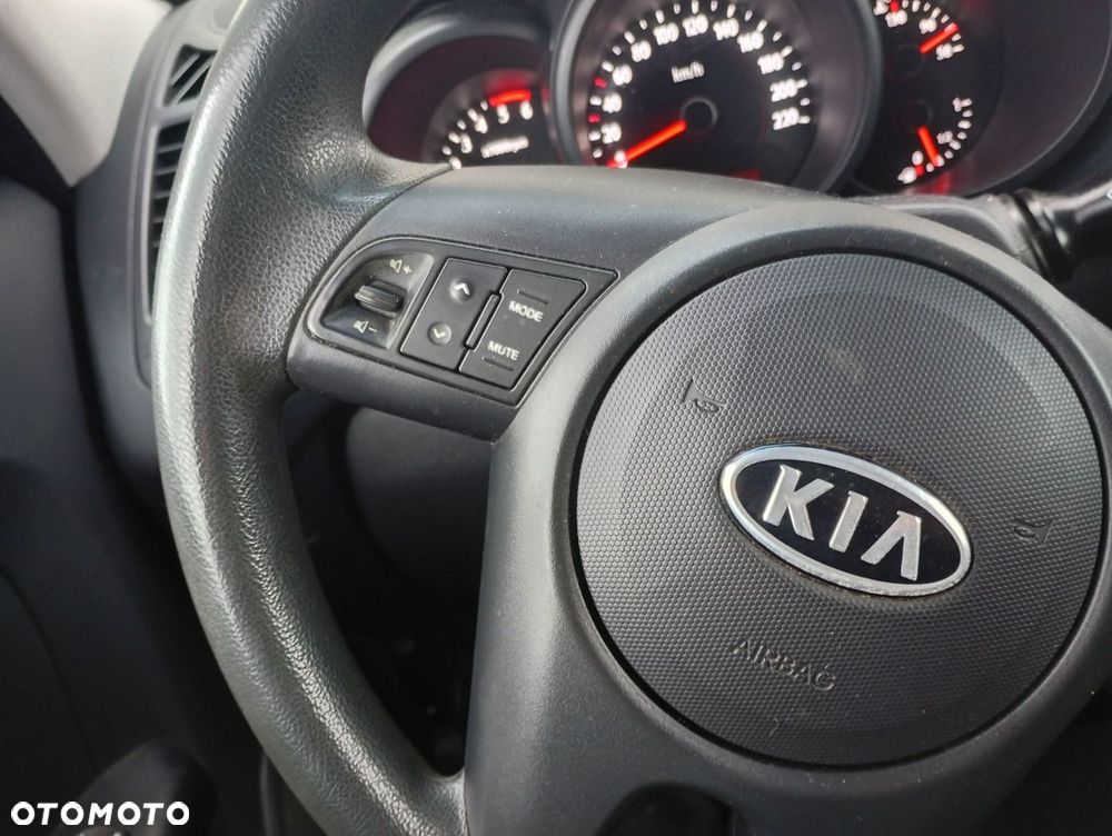 Kia Soul - 12