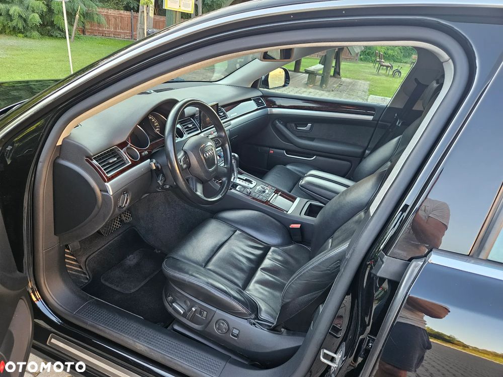 Audi A8 4.2 FSI L Quattro - 10