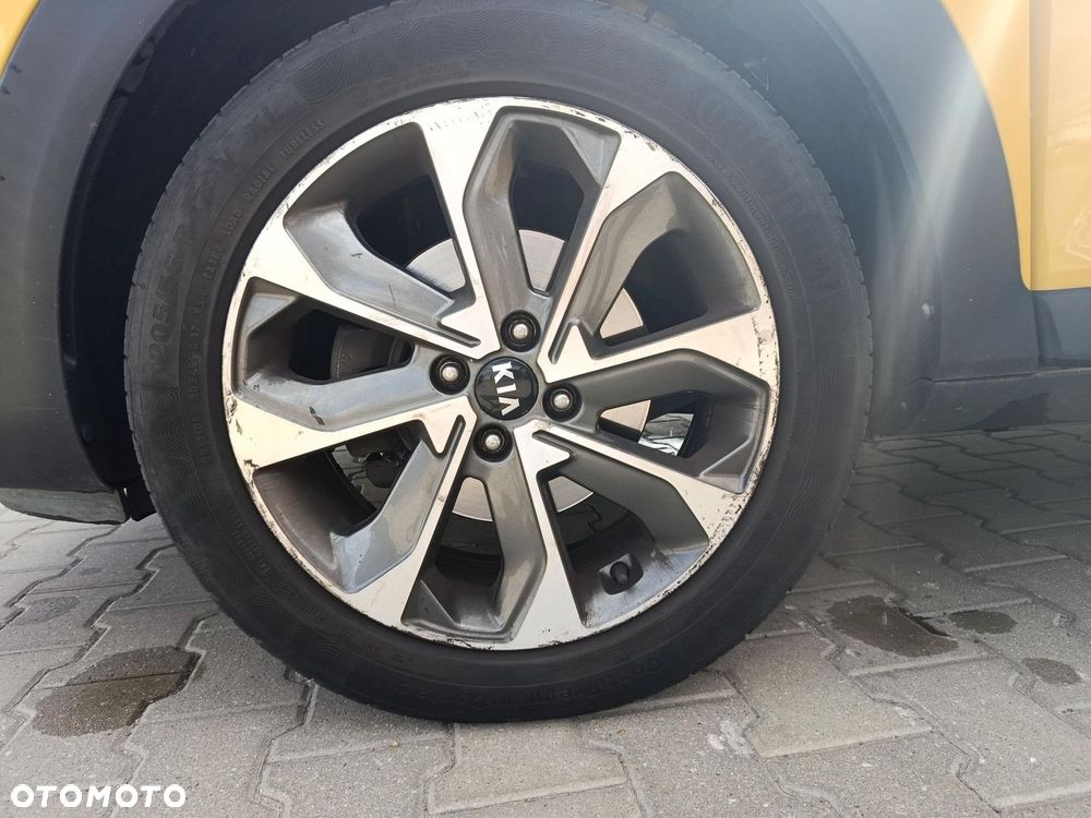 Kia Stonic 1.4 L - 19