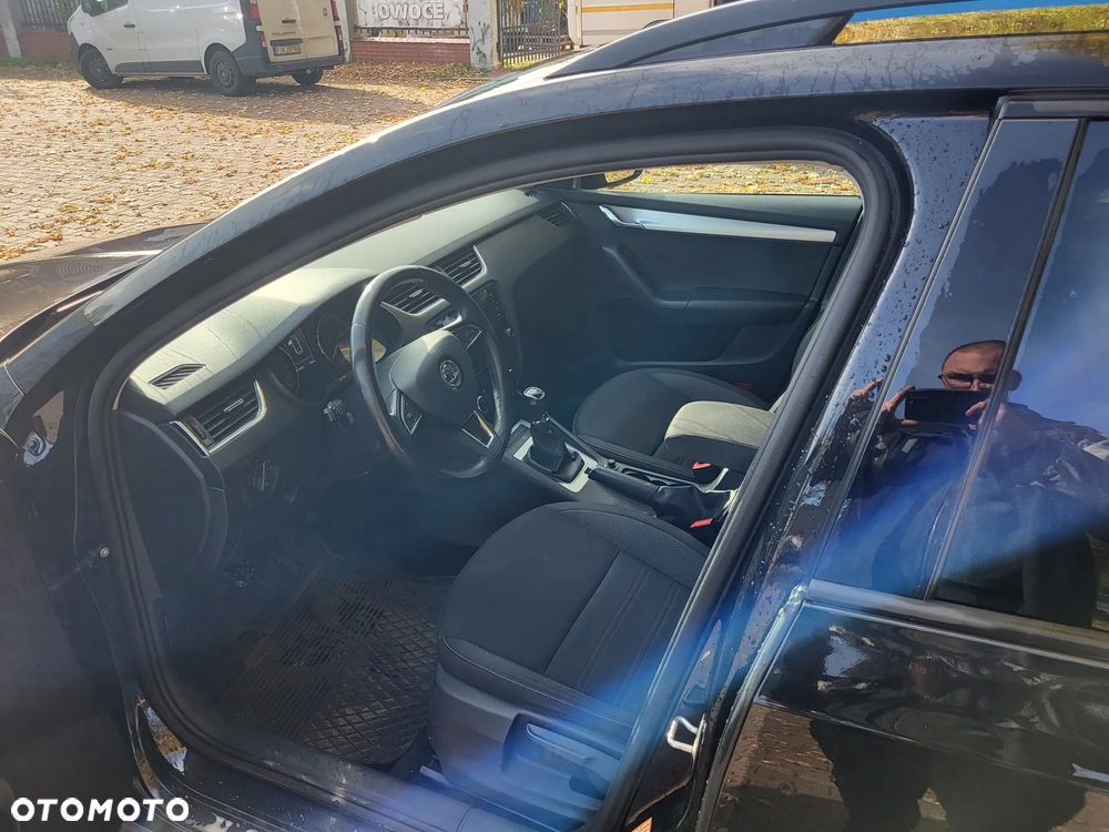 Skoda Octavia 1.6 TDI Ambition - 6