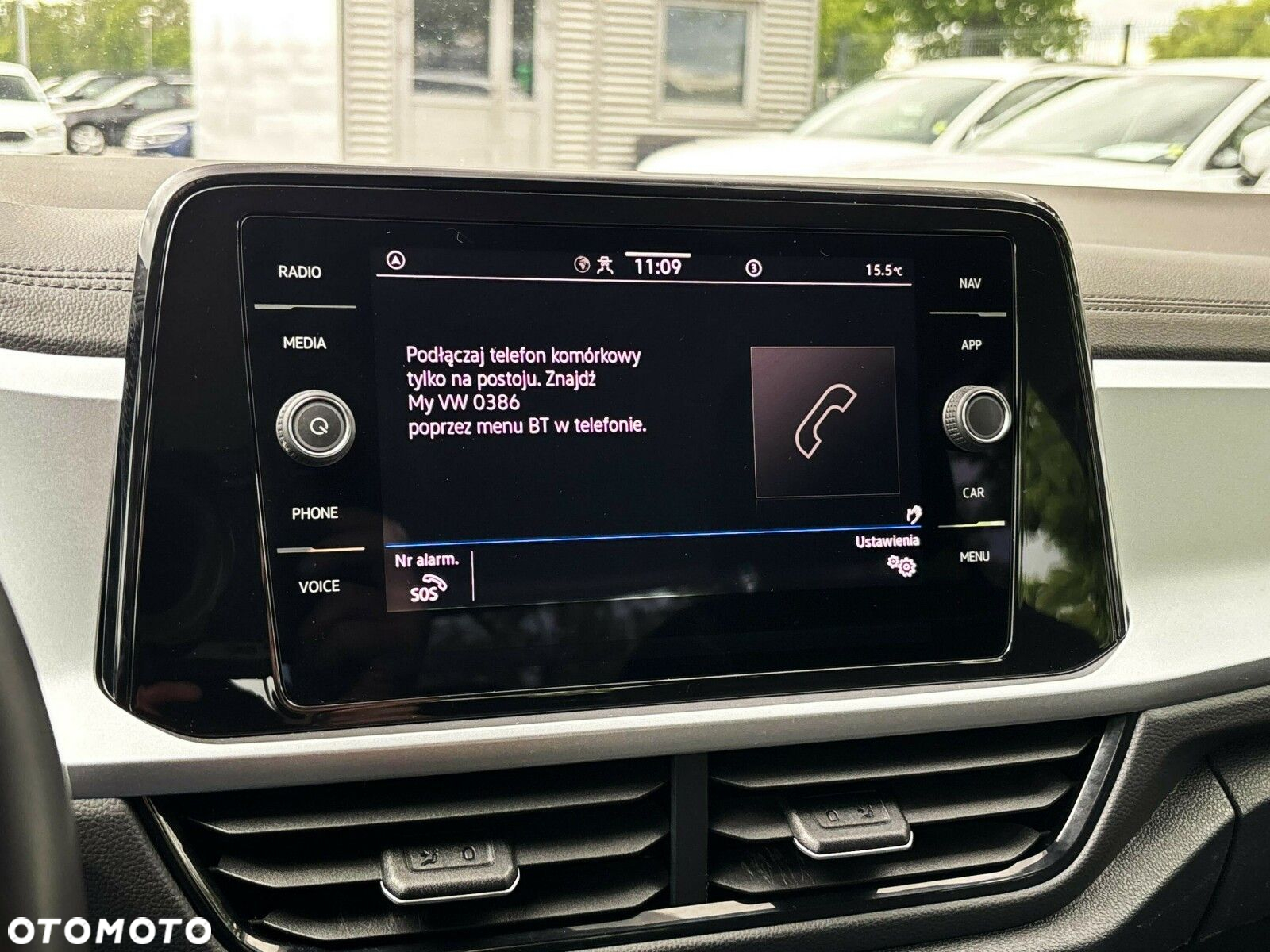 Volkswagen T-Roc - 24