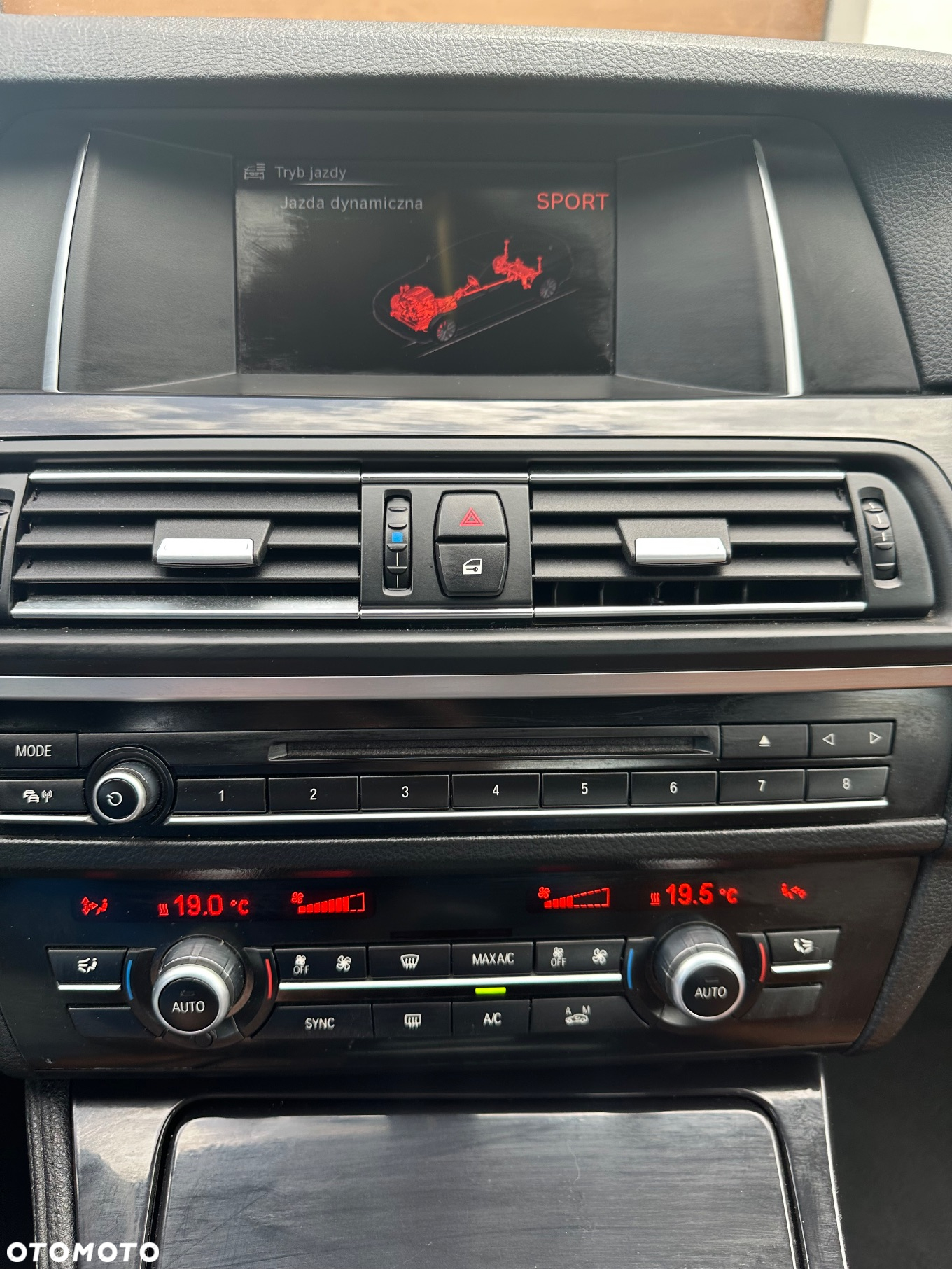 BMW Seria 5 520d - 13