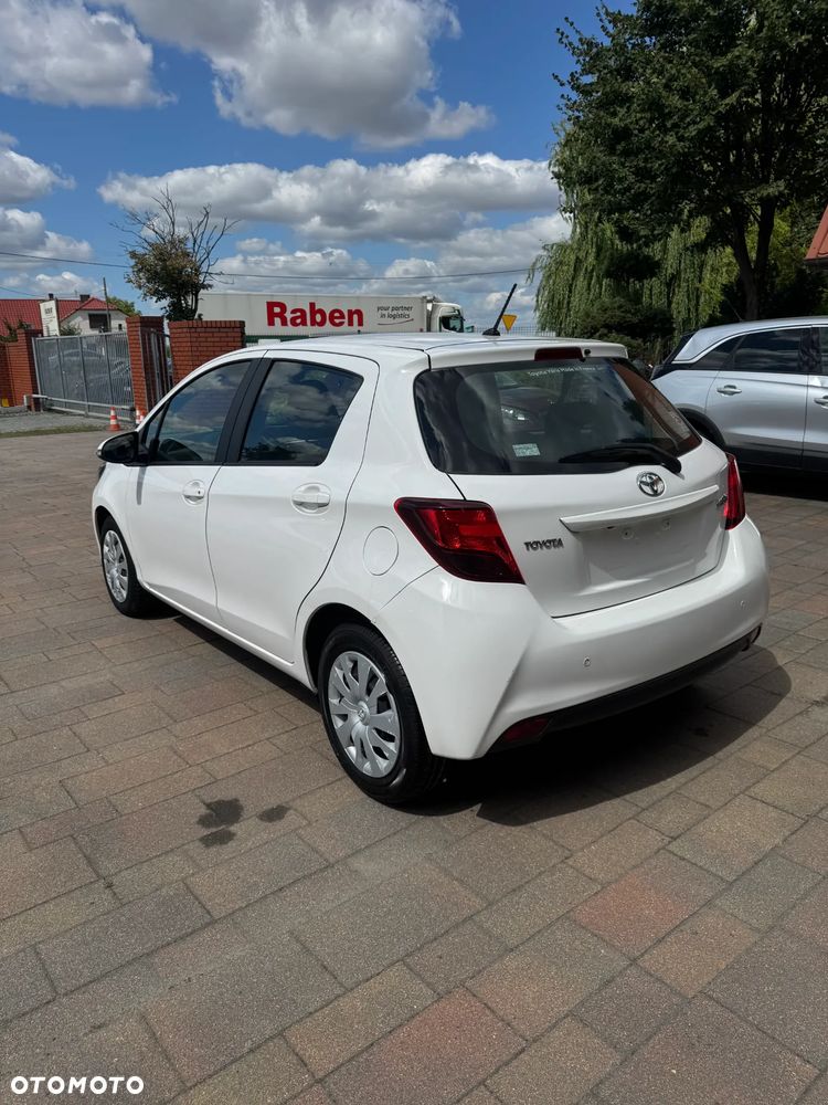 Toyota Yaris 1.4 D-4D Lounge - 7