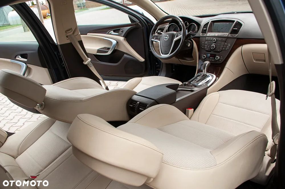 Opel Insignia 2.0 CDTI - 17