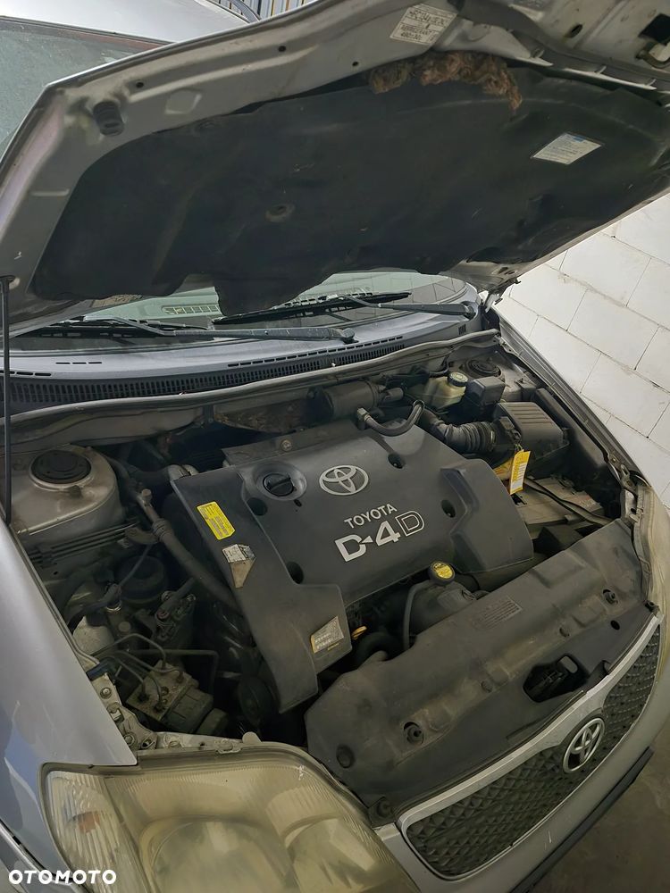 Toyota Corolla 2004 photo 4