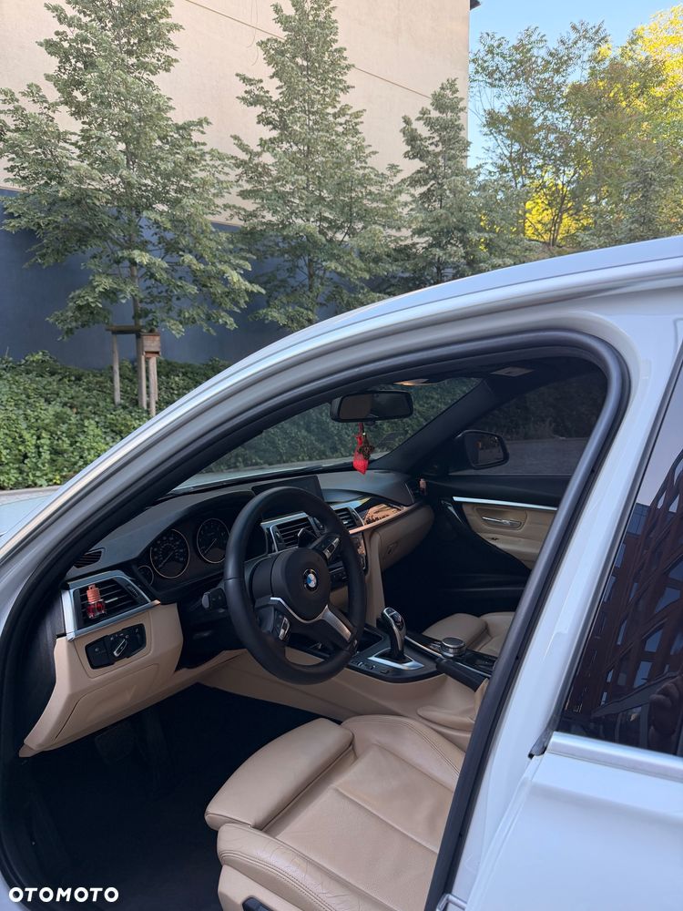 BMW Seria 3 340i M Sport - 25