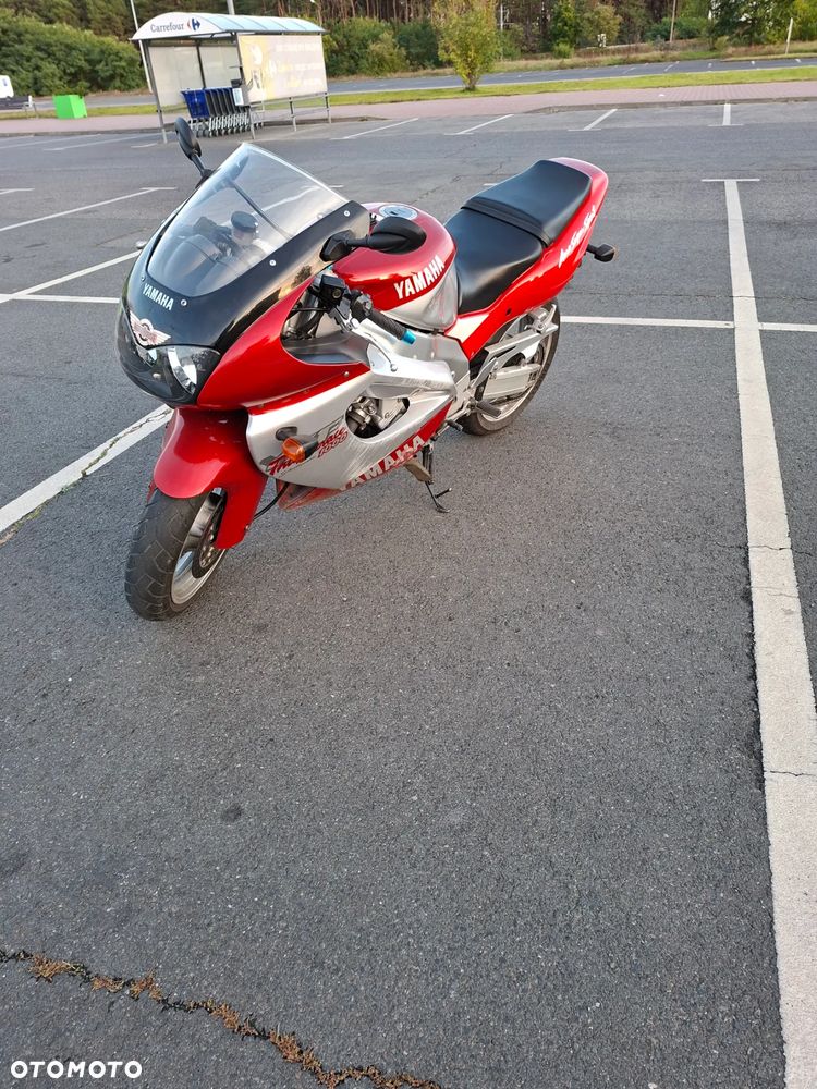 Yamaha Thunderace - 1