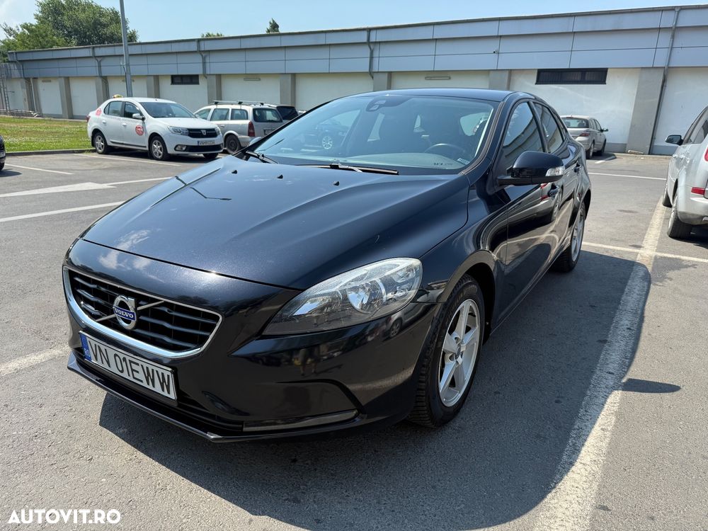 Volvo V40 D4 VEA Momentum - 2