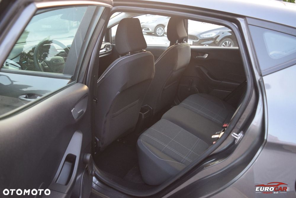 Ford Fiesta - 18