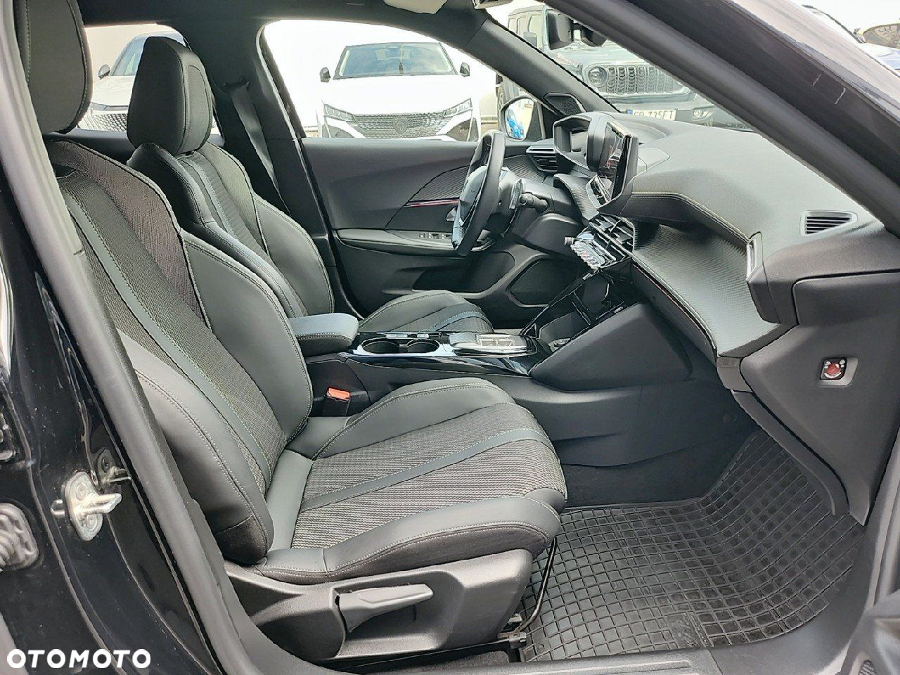 Peugeot 2008 1.2 PureTech GT S&S EAT8 - 12