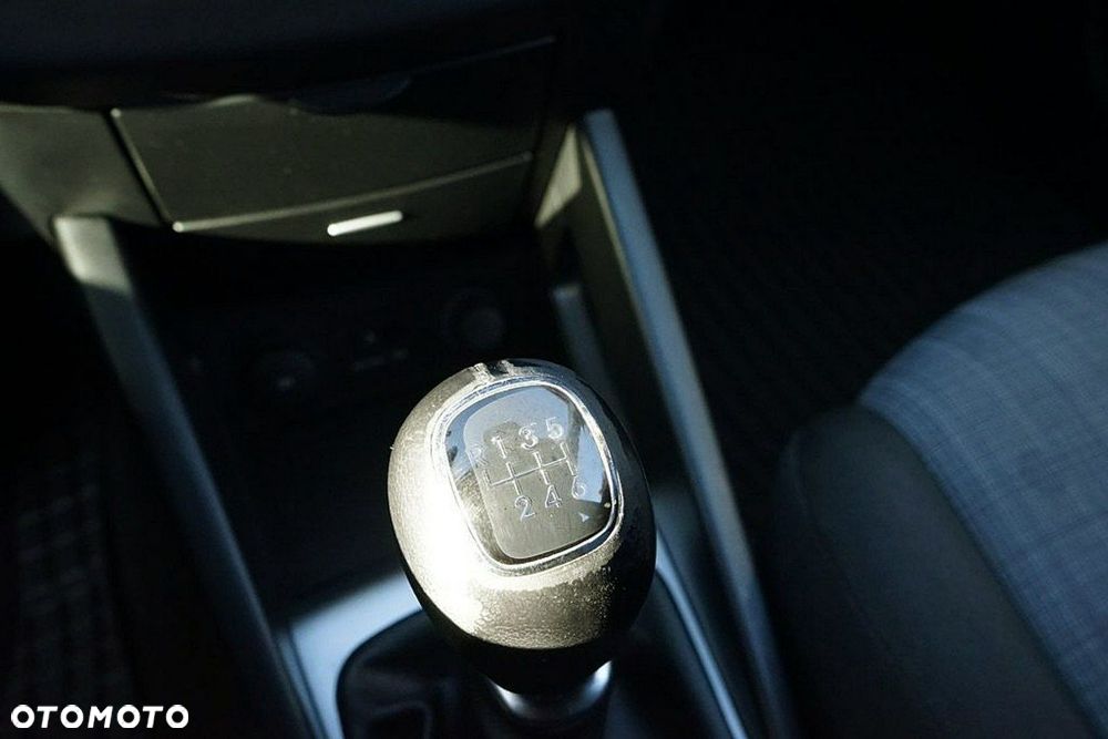 Kia Ceed 1.6 CRDi 90 ISG Spirit - 24