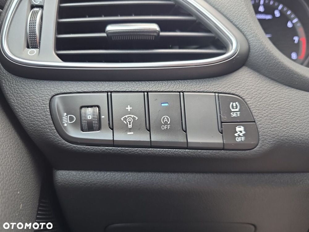 Hyundai i30 1.0 T-GDI Modern - 25