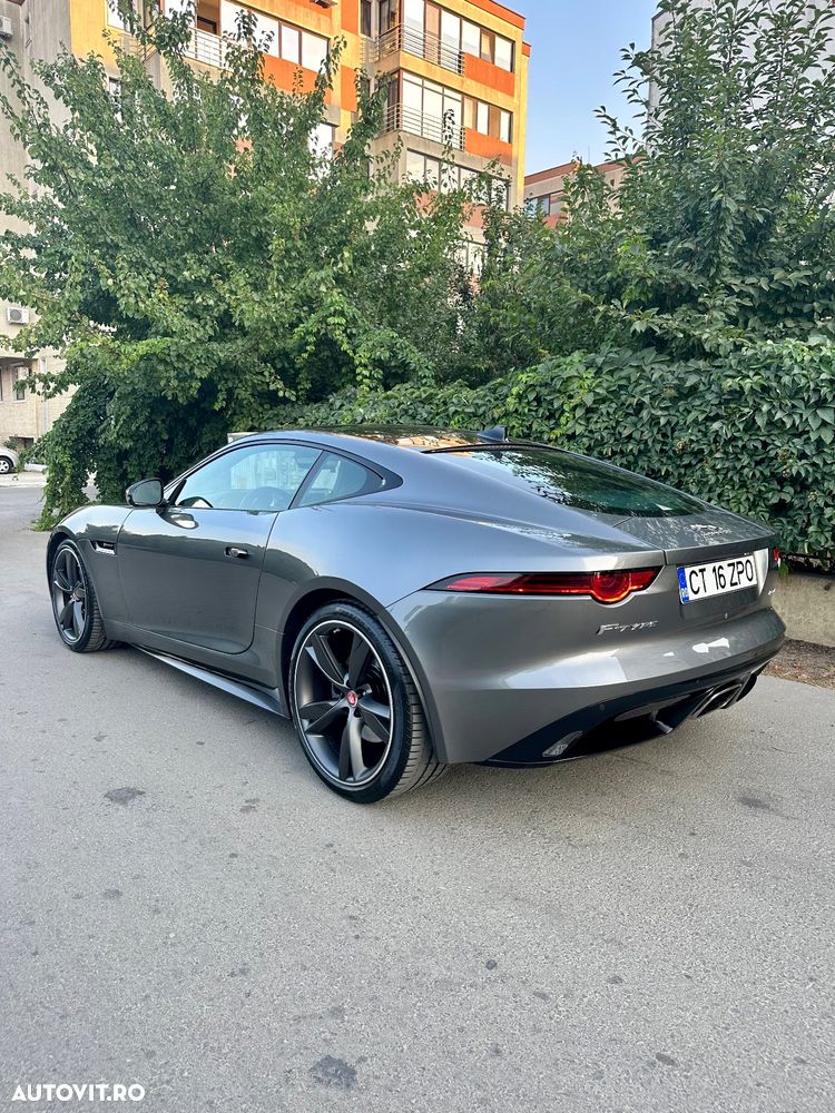 Jaguar F-Type - 8