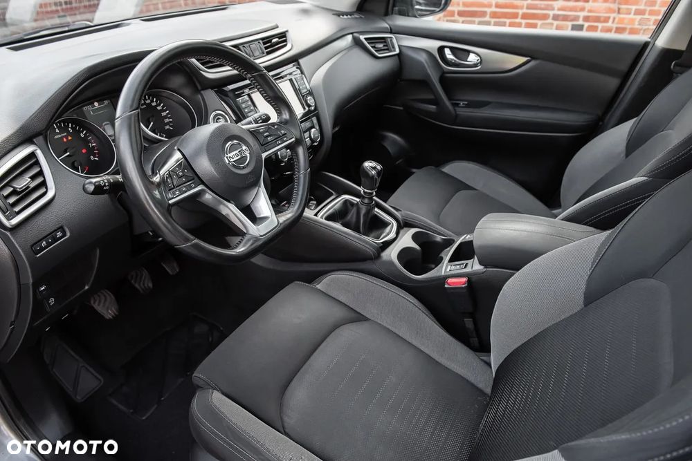 Nissan Qashqai 1.2 DIG-T N-Vision - 15