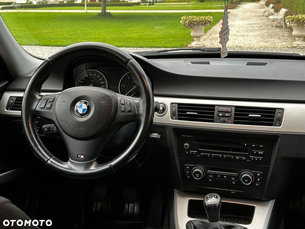BMW Seria 3 316d - 10