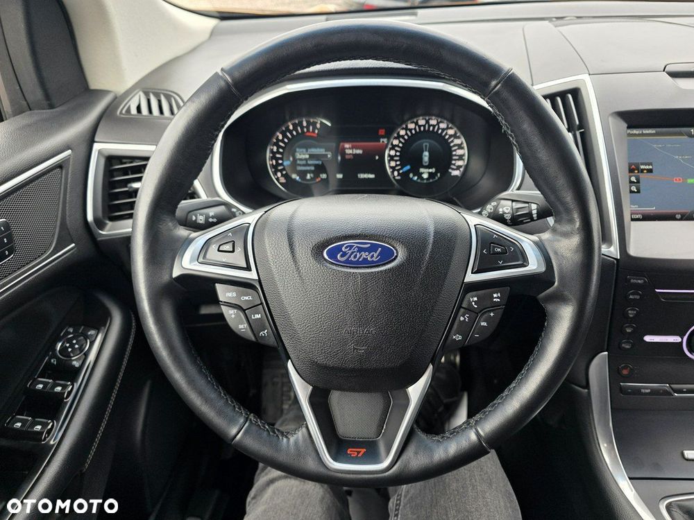 Ford Edge 2.0 TDCi 4x4 ST-LINE - 32