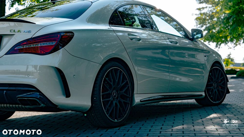 Mercedes-Benz CLA AMG 45 4-Matic - 10