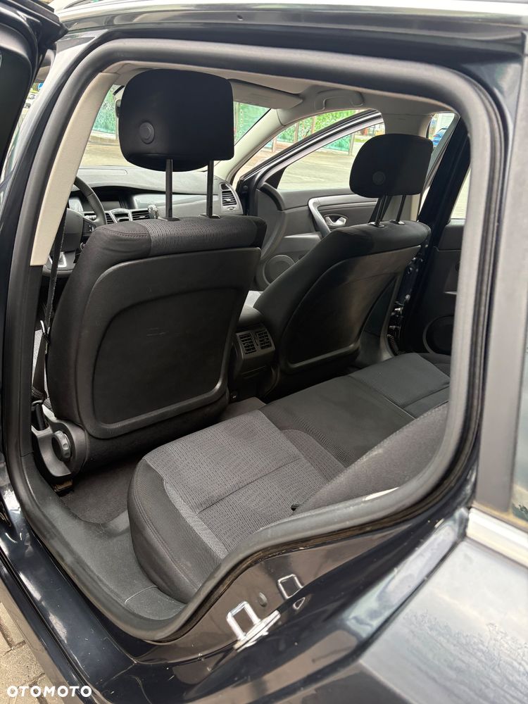 Renault Laguna - 8