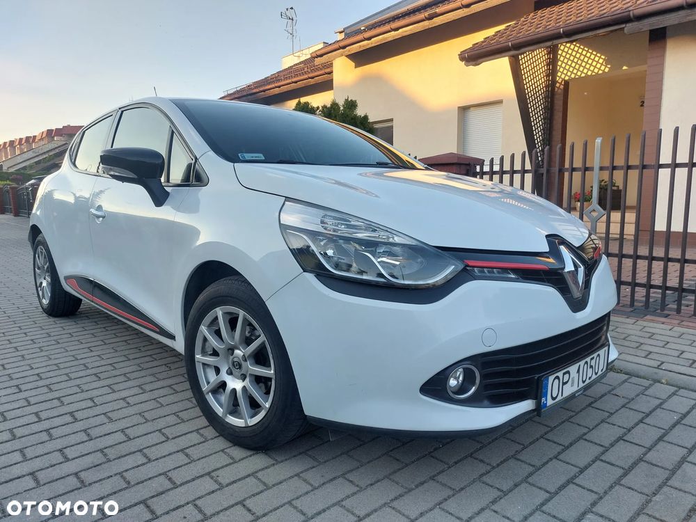 Renault Clio - 23