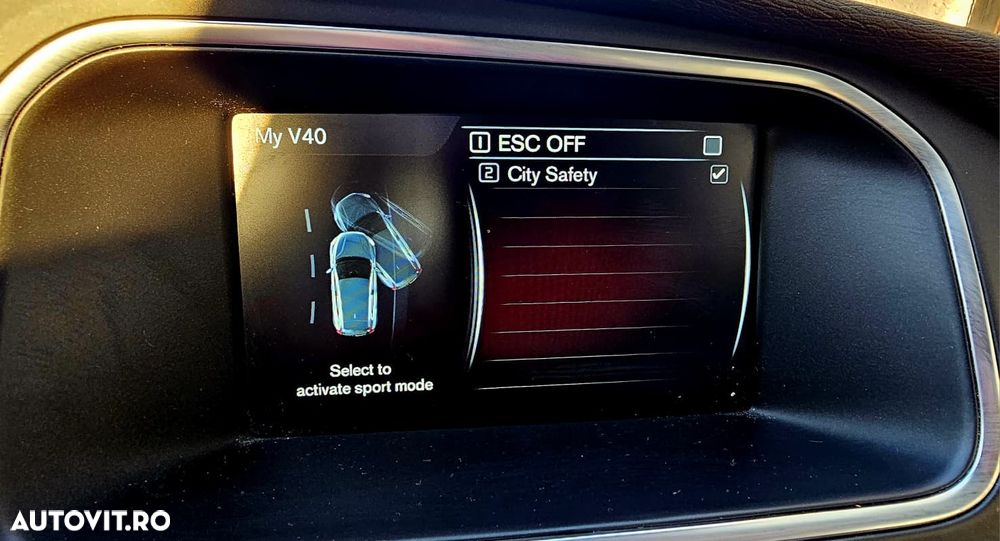 Volvo V40 D4 Summum - 15