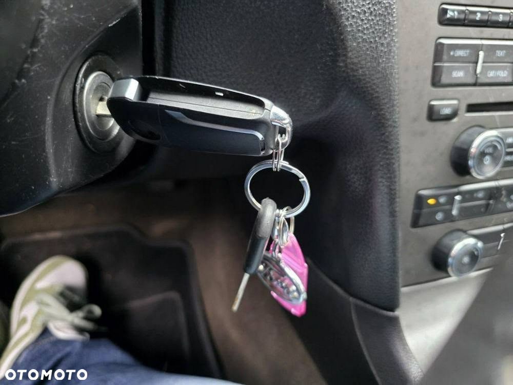 Ford Mustang 3.7 V6 - 17