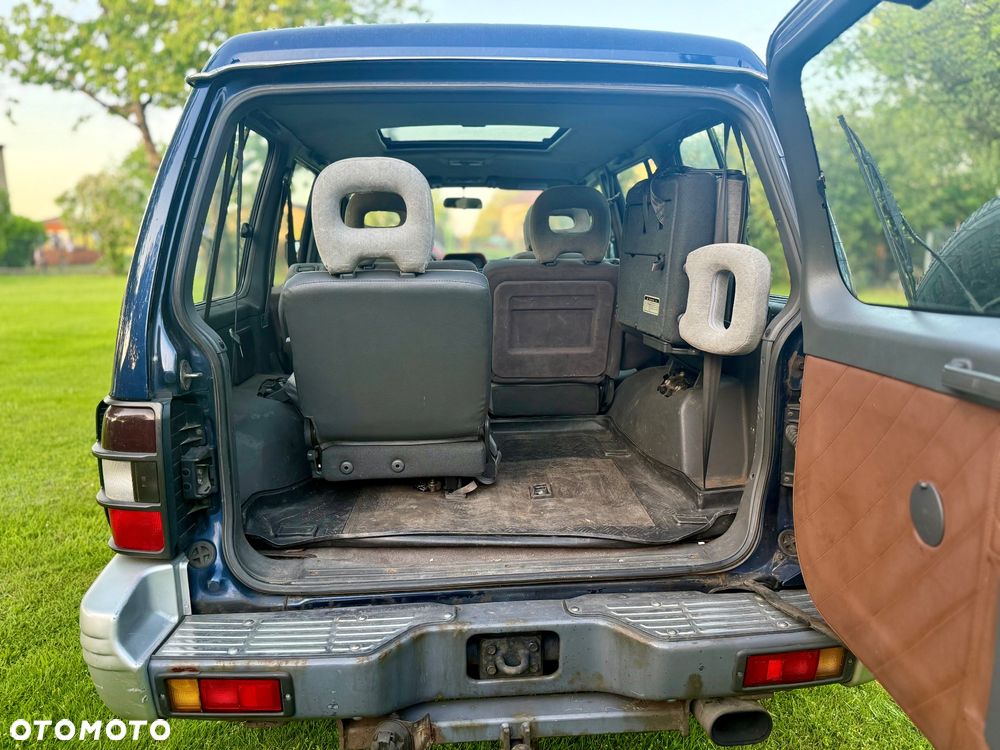 Mitsubishi Pajero - 10