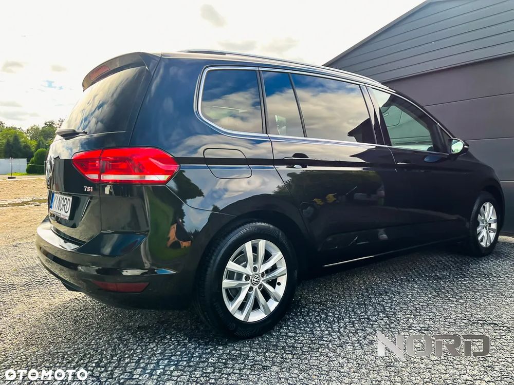 Volkswagen Touran 1.4 TSI BMT Comfortline - 10