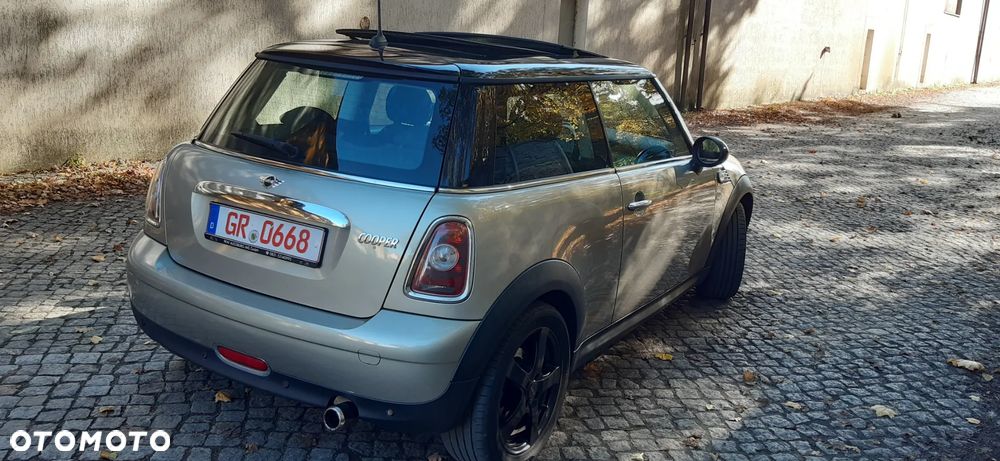 MINI ONE Baker Street - 8