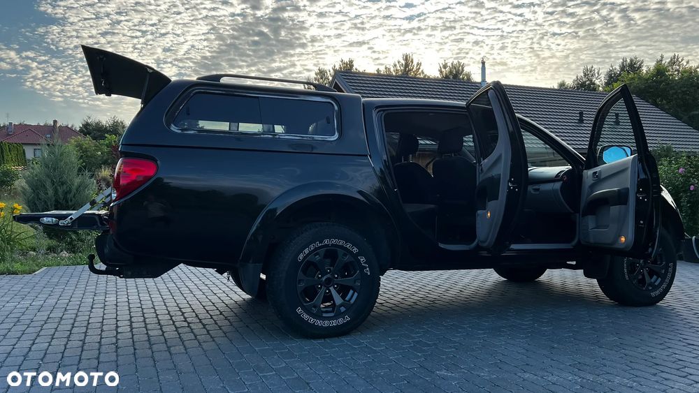Mitsubishi L200 2.5 DID DC Intense HP - 23