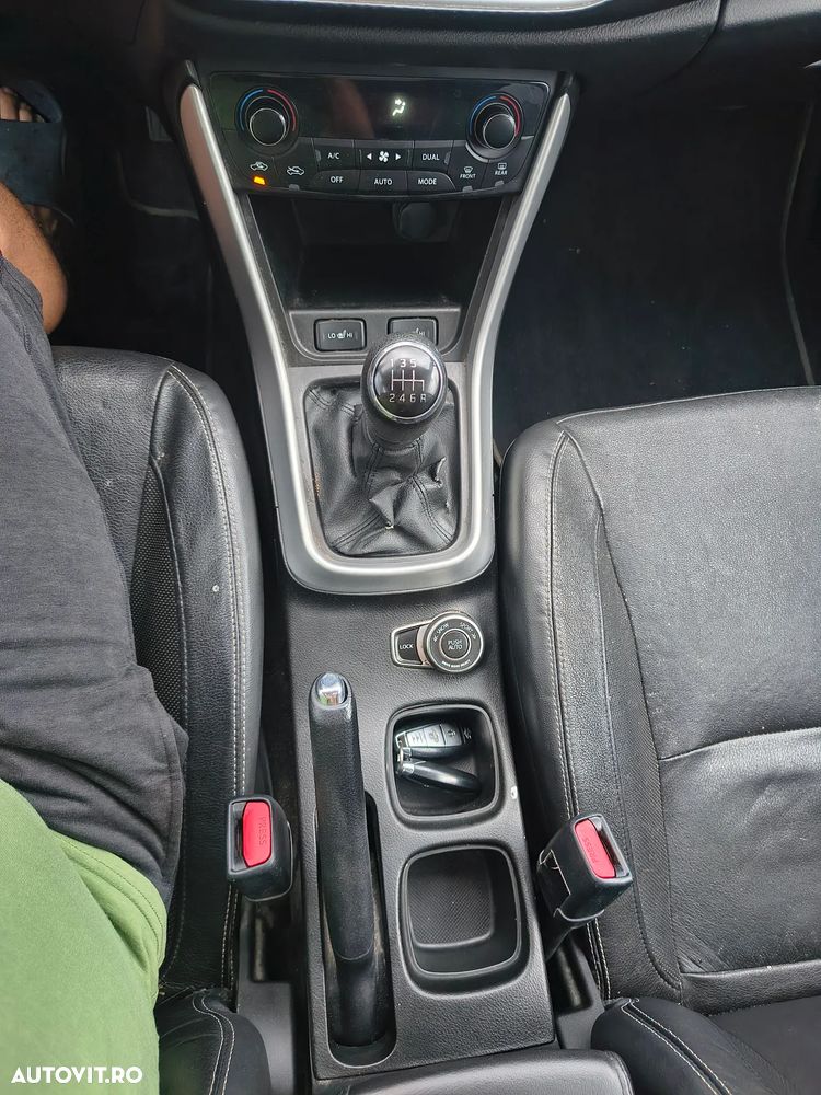 Suzuki S-Cross 1.6 DDIS Allgrip Comfort+ - 24