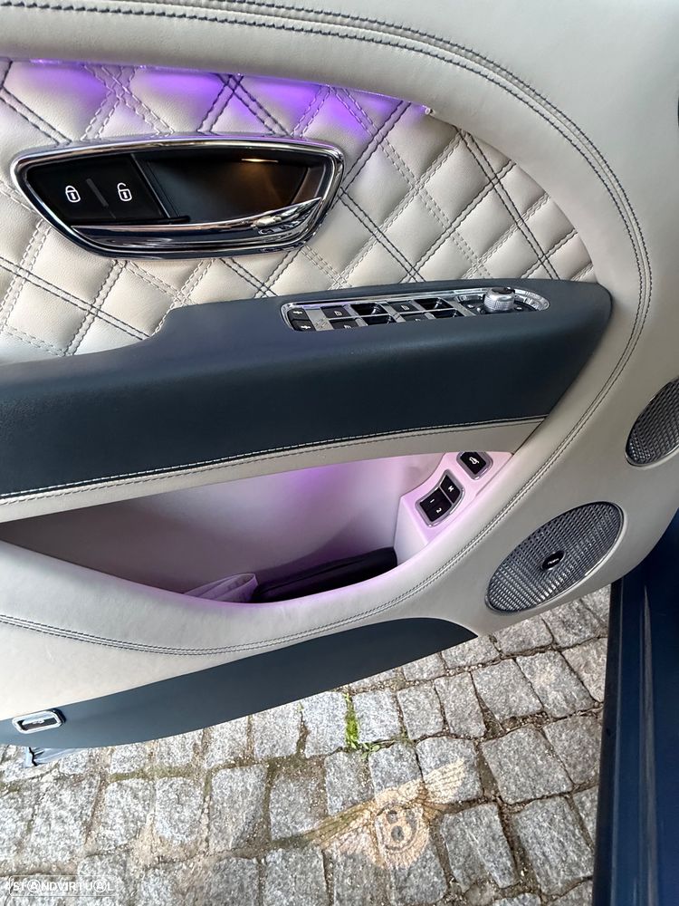 Bentley Bentayga V6 Hybrid - 14