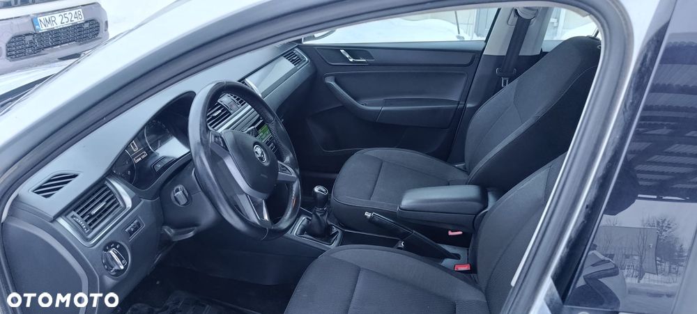 Skoda RAPID 1.2 TSI Edition - 6