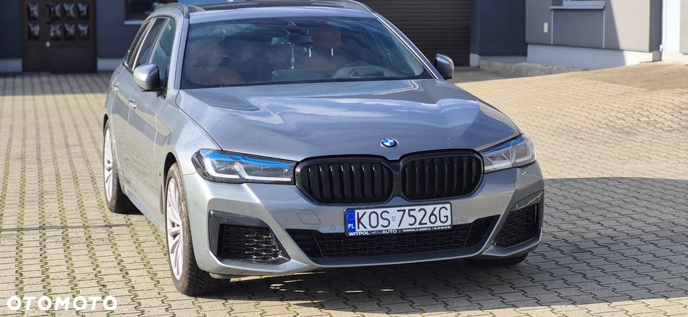 BMW Seria 5 520d xDrive Touring M Sport Edition - 7