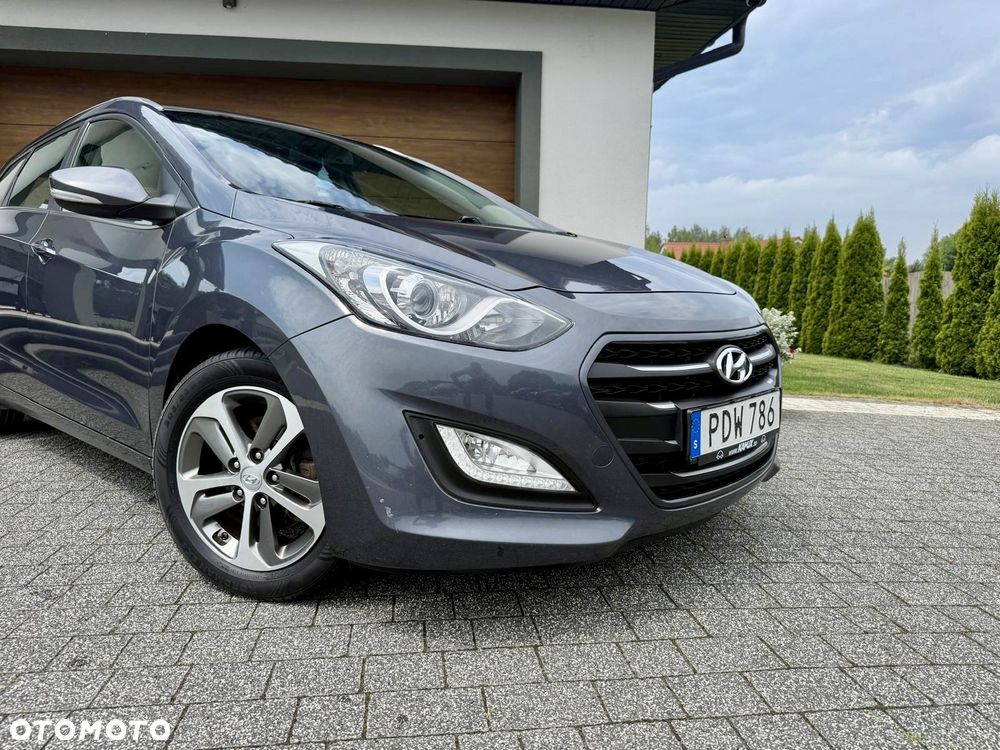 Hyundai i30 i30cw 1.6 CRDi Intro Edition - 10