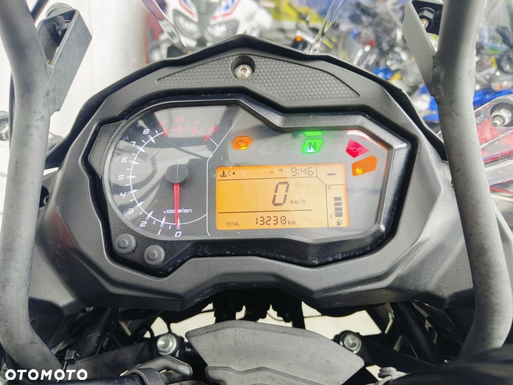 Benelli TRK 502 - 17