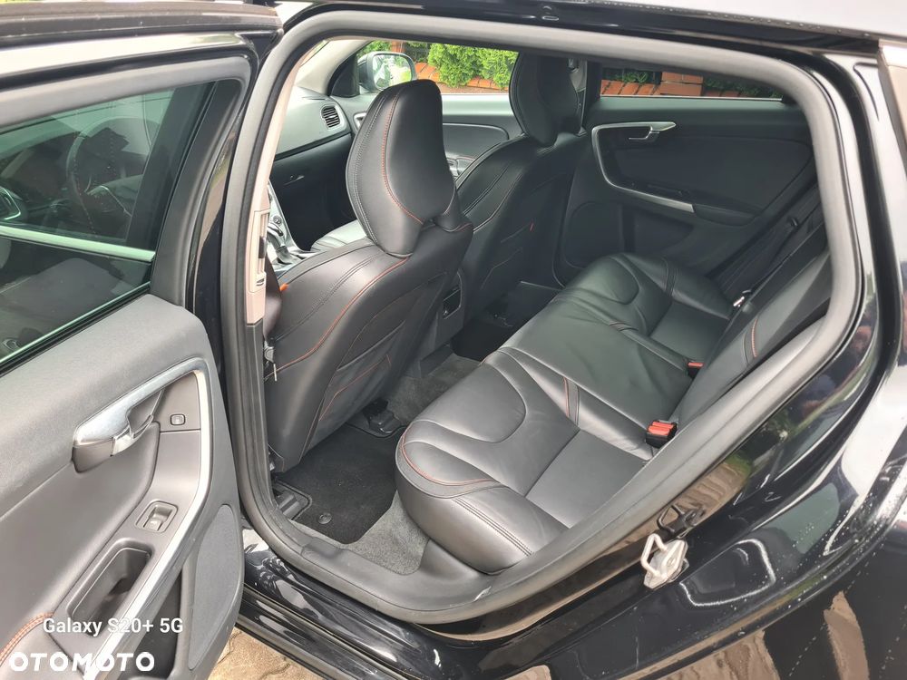 Volvo V60 D4 AWD Ocean Race - 19