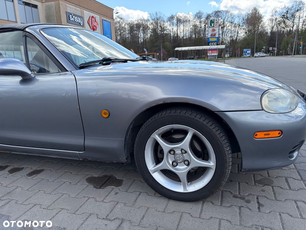 Mazda MX-5 1.6i 16V - 19