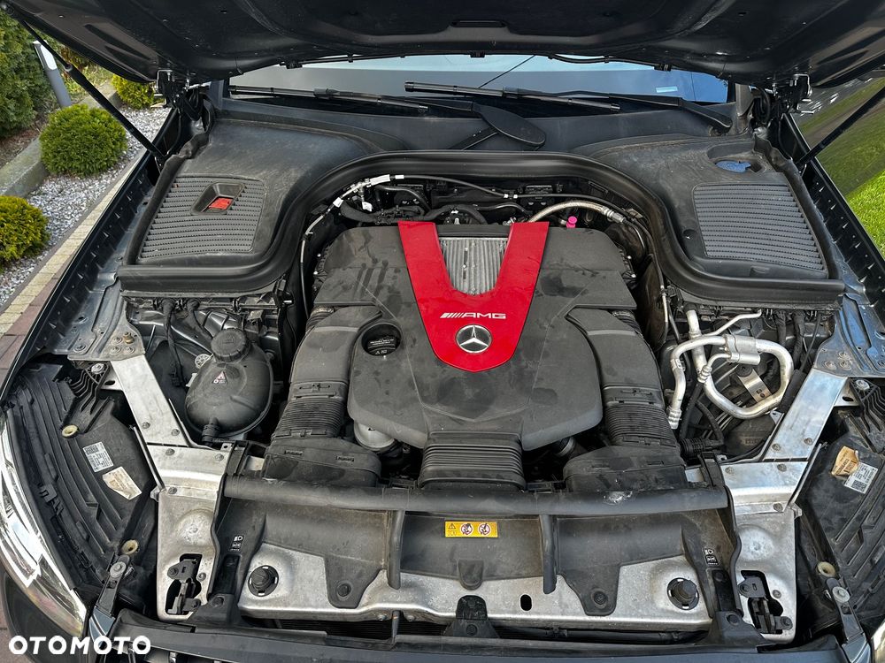 Mercedes-Benz GLC AMG 43 4Matic 9G-TRONIC - 21