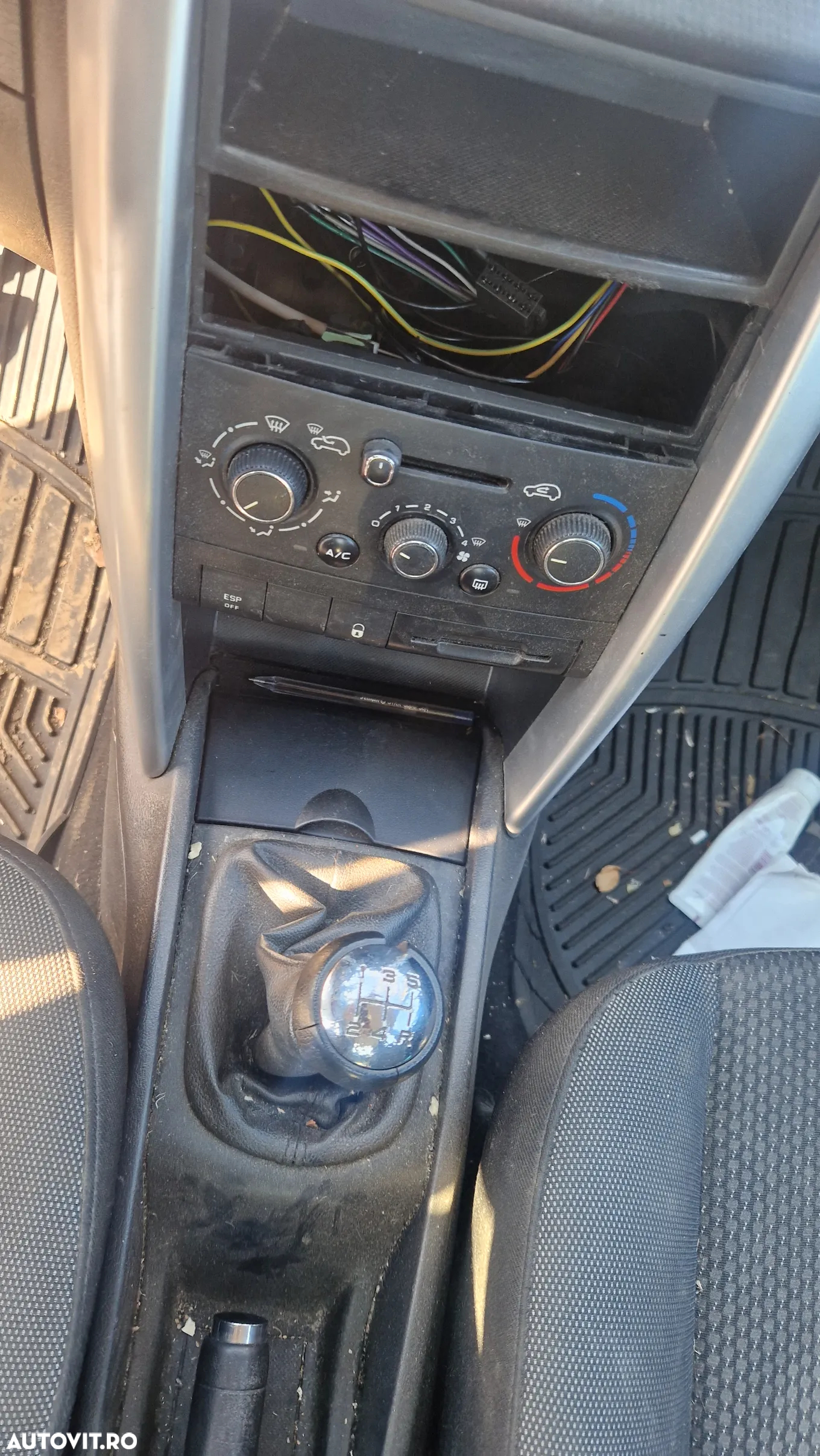 Piese auto Peugeot 207 1.4 benzina 2012 - 12