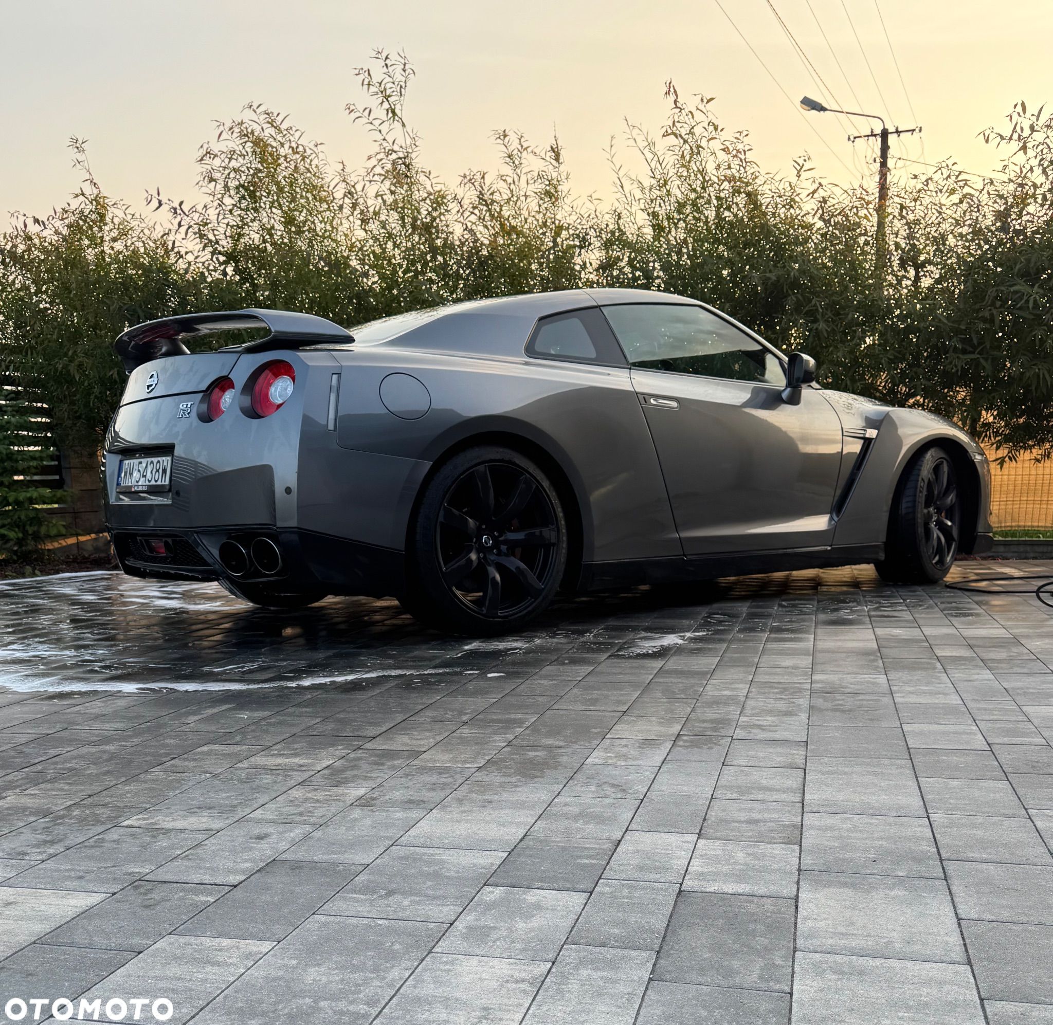 Nissan GT-R Black Edition - 1