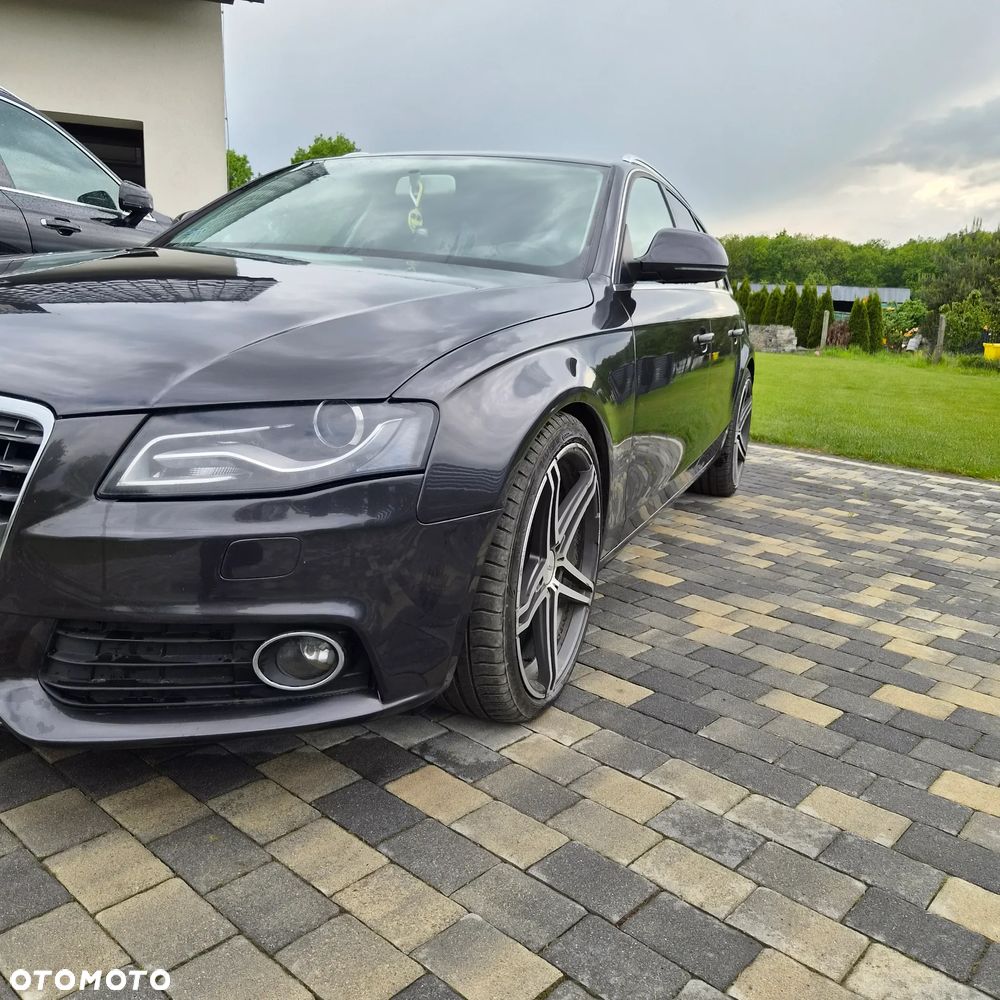 Audi A4 Avant 2.0 TDI - 4