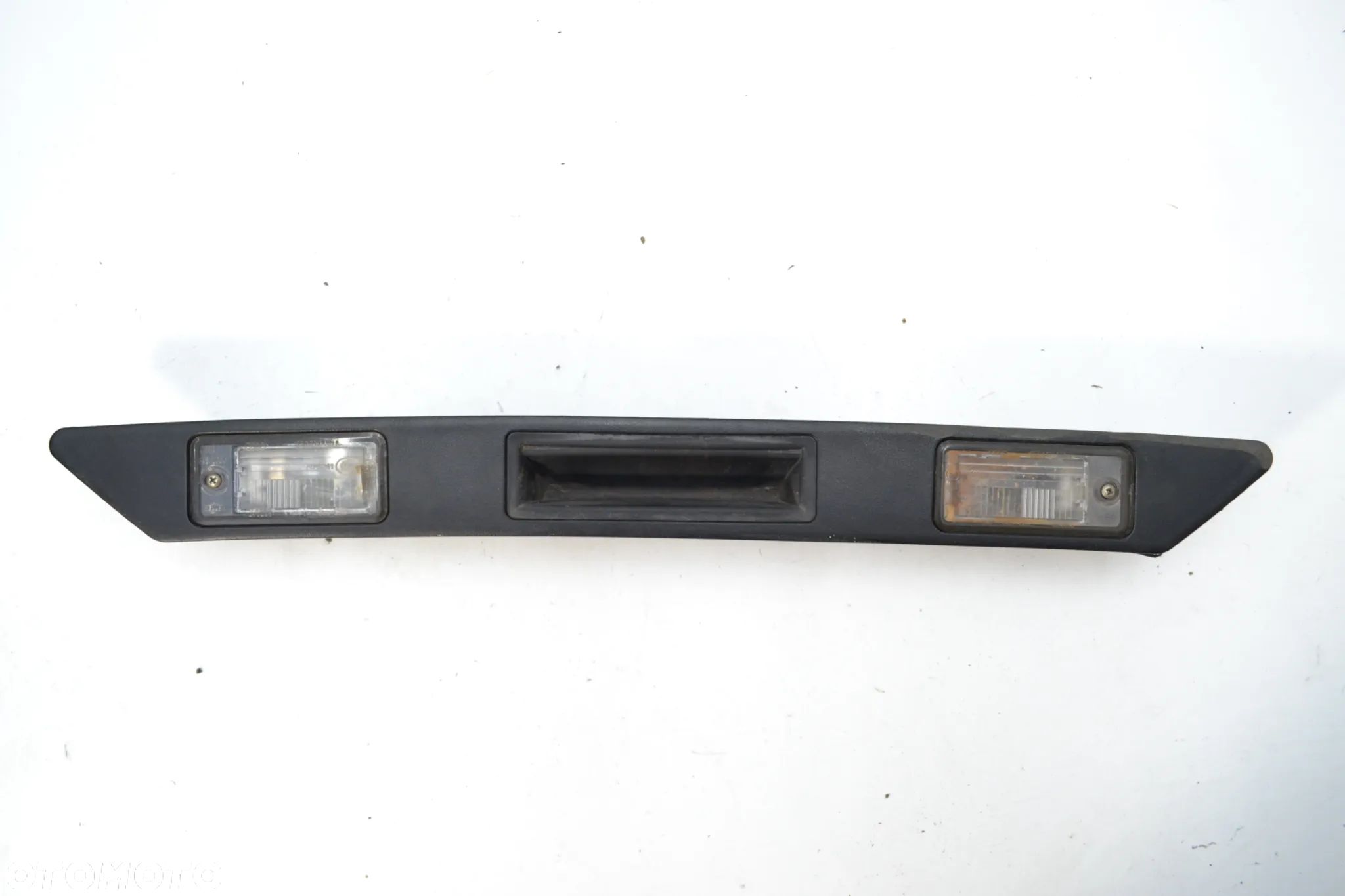 AUDI A3 8P LISTWA BLENDA PODŚWIETLENIE REJESTRACJI KLAMKA MIKROSTYK 8P4827574 GORLICE - 1