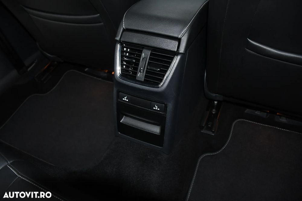 Skoda Octavia 2.0 TDI RS - 19