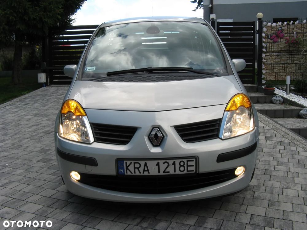 Renault Modus 1.4 Luxe Privilege - 12