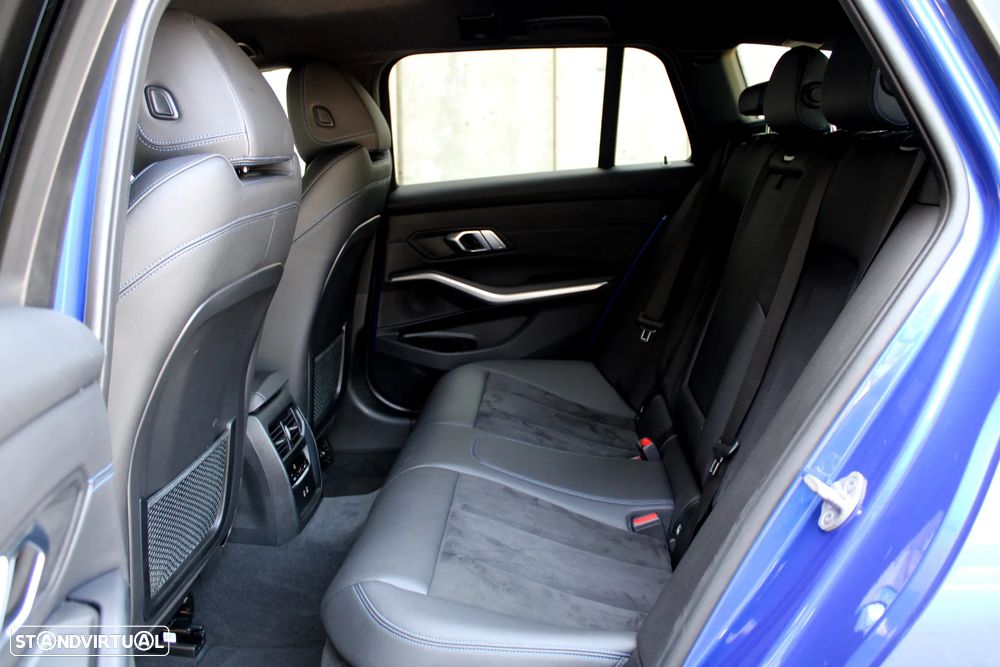 BMW 320 d Pack M Auto - 15