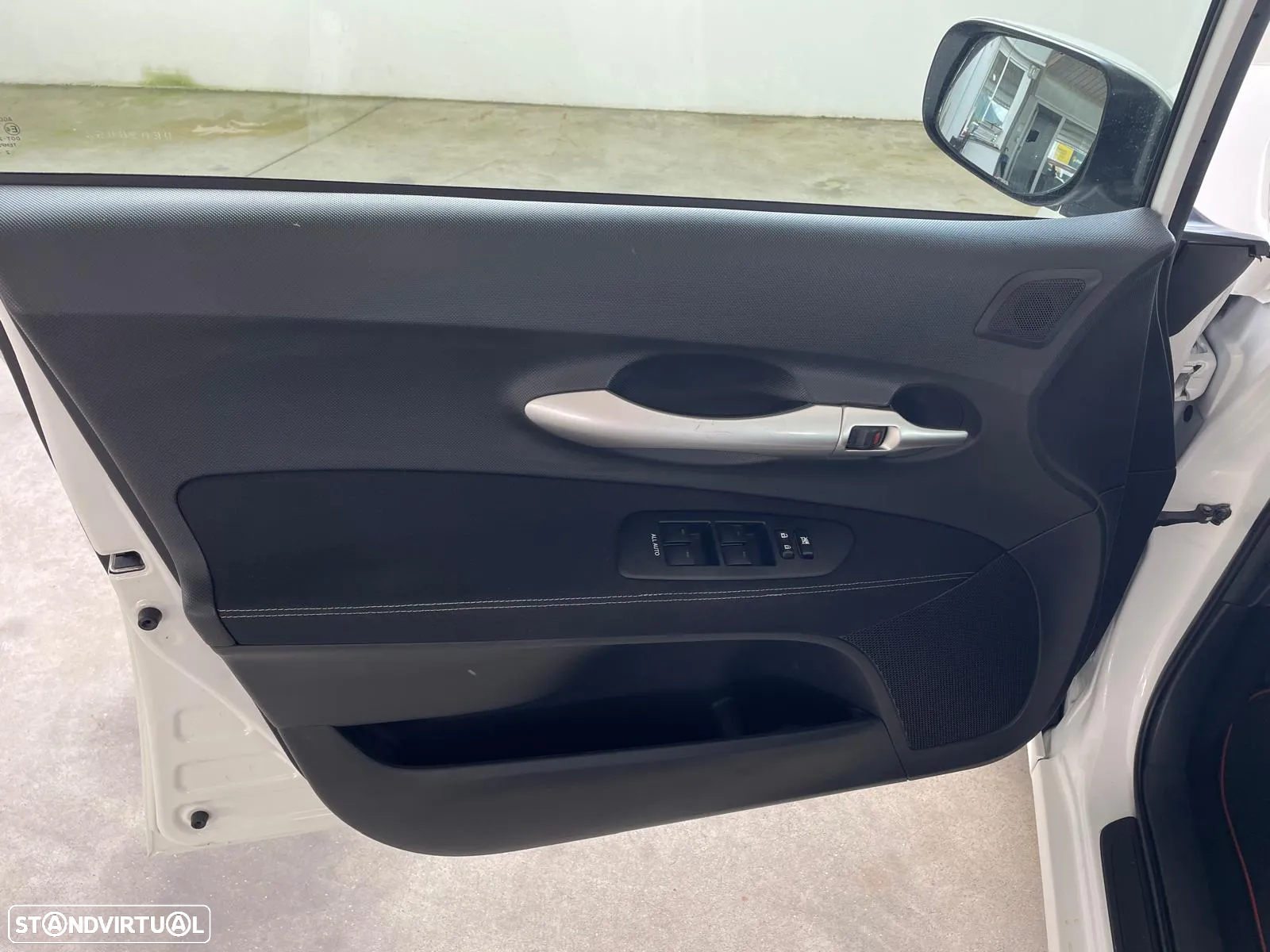 Toyota Auris 1.4 D-4D Exclusive - 22