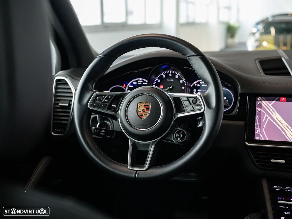 Porsche Cayenne E-Hybrid - 43